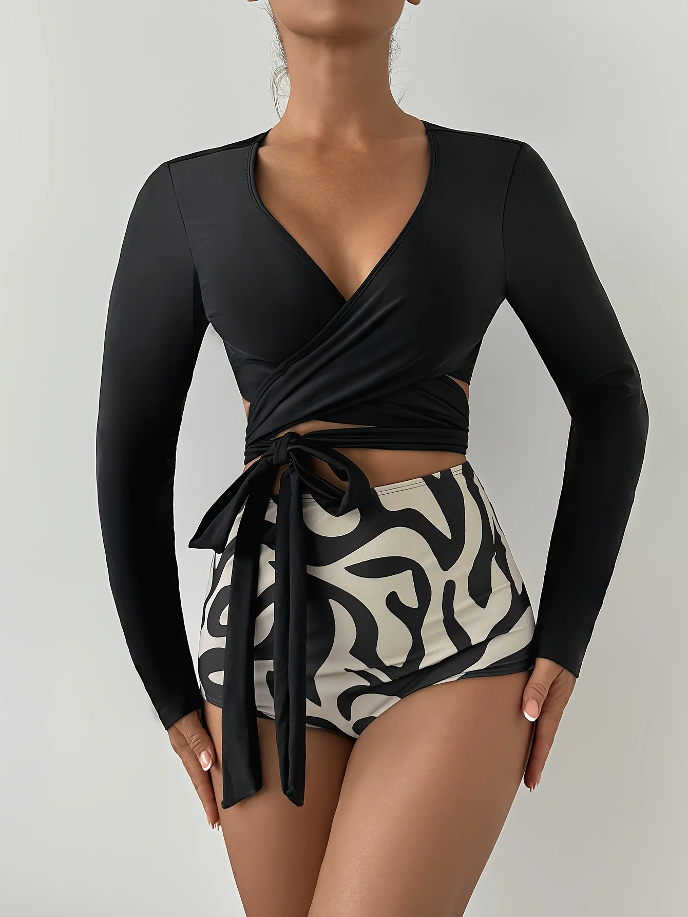 

Summer Trend Tanikini Set with Reversible Crisscross Top & Ultra High-Waisted Geometric Print Bottoms