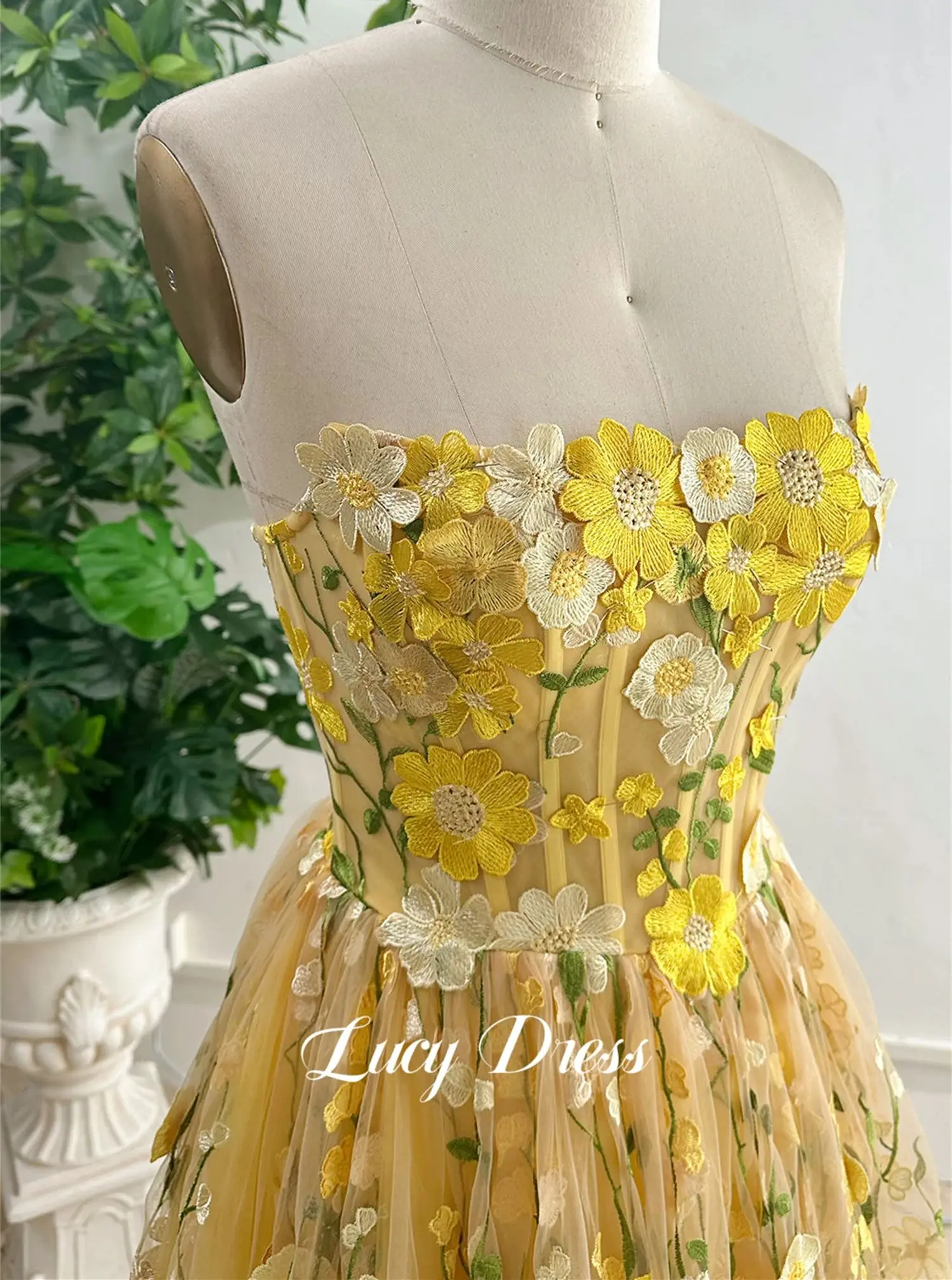 Lucy Line A Ball Gown Graduation Medium Length Bridesmaid Dress Fairy Skirt 3D Flower Fabric Birthday Dresses Luxury 2024