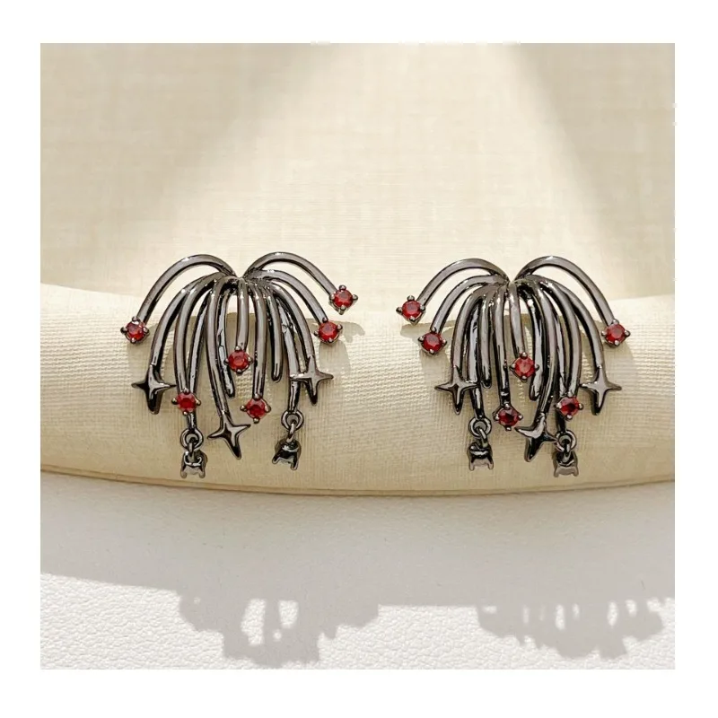 

Star Same High-end Fireworks Earrings Fashionable Silver Stud Earrings Women's Niche Ruby Gothic Fringed Earrings