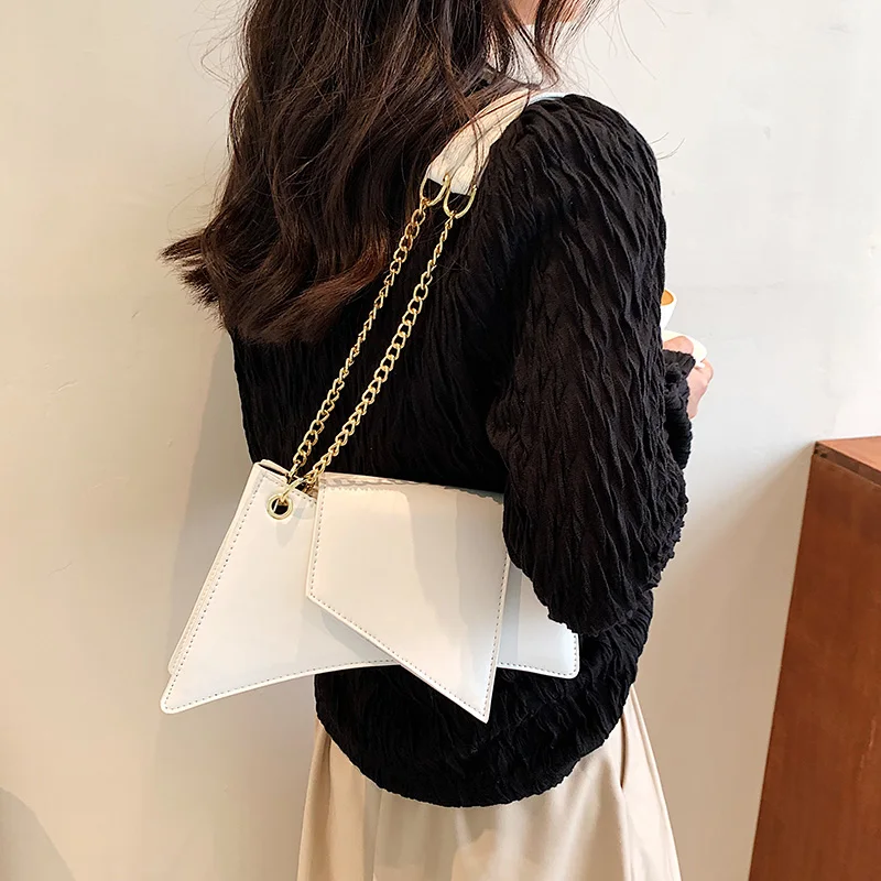 Green Color Shoulder Underarm Bag French Fashion High Quality Chain Crossbody  Bags Women\'s 2024 Spring  Summer New Handheld Bag