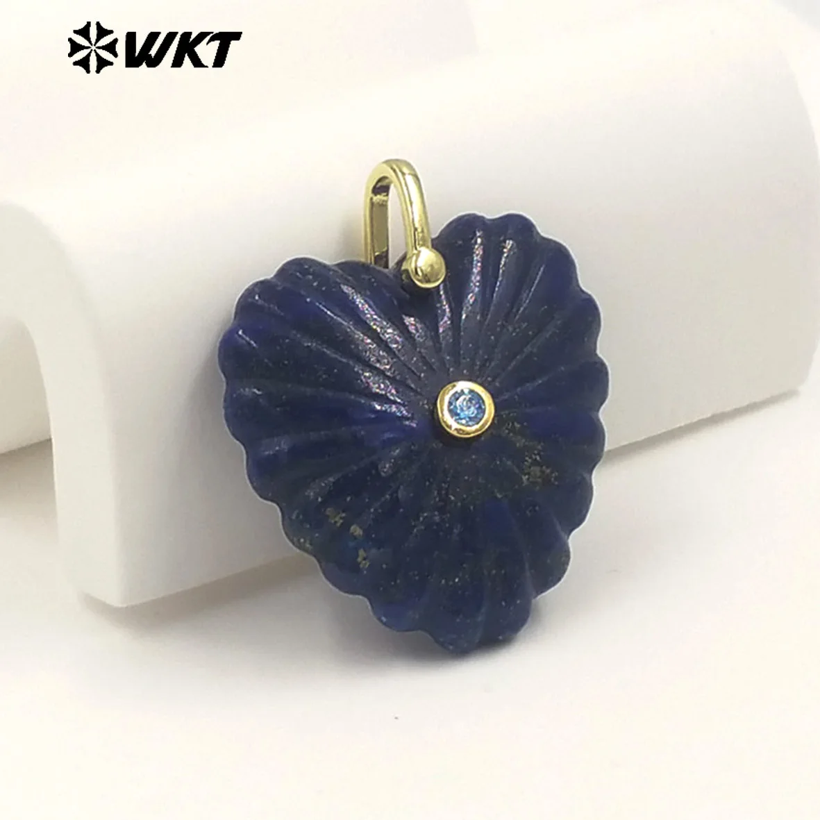 WT-P2091 Texture Pattern Heart-Shaped Colored Pendants Charms For Women Necklace Making Natural Fine Gemstone