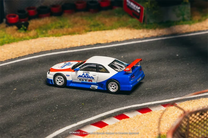 

Tarmac Works 1:64 GT-R LM Test Car Die-Cast Car Model Collection Miniature