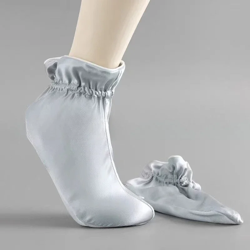 Customizable factory direct sales popular 100% silk mulberry silk foot cover socks lace thin