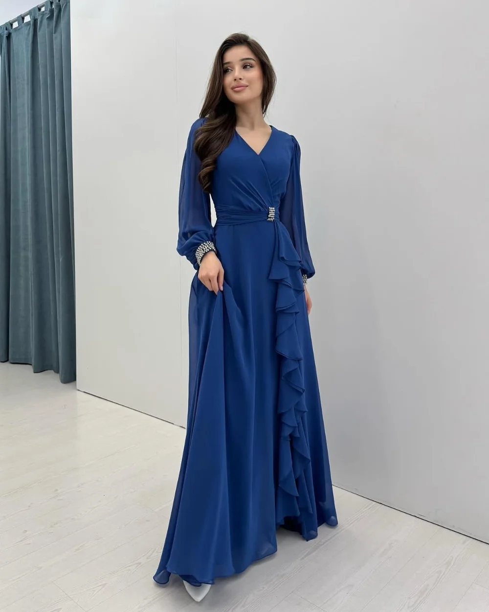 

Customized Matching Fashion Chiffon Rhinestone Pleat Ruched A-line V-neck Long Dresses Bespoke Occasion Dresses Exquisite Retro
