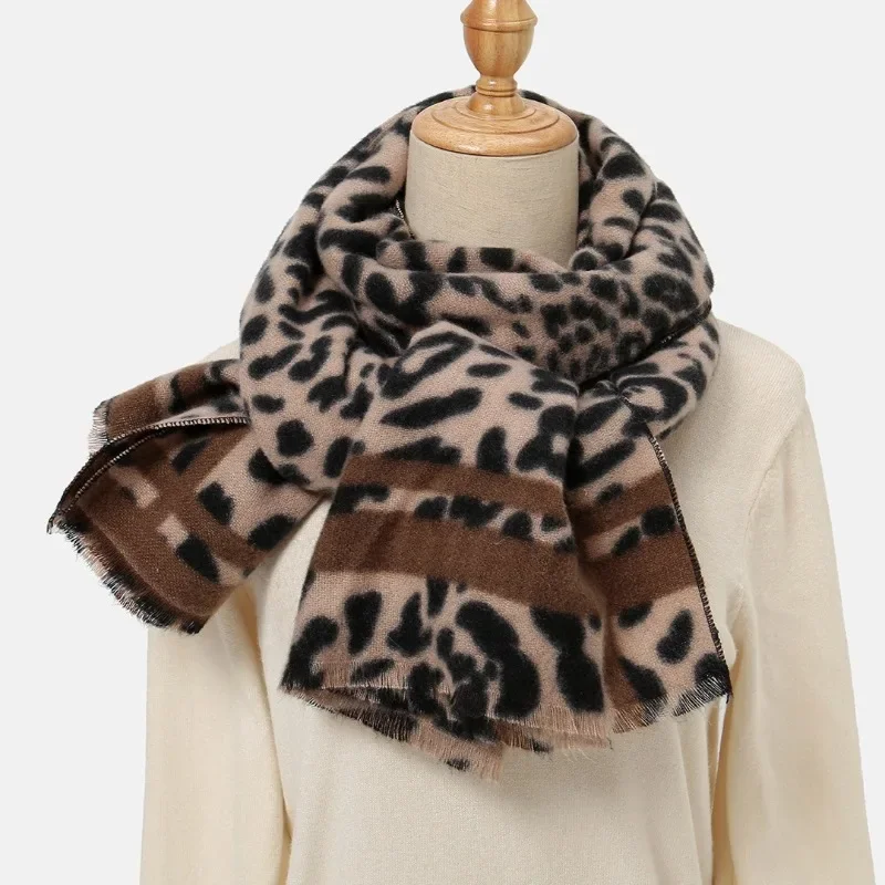 Thick Cashmere Scarf for Women Leopard Print Tippet Pashmina Shawl and Wrap Design Luxury Brand Blanket Stole Bufanda C577