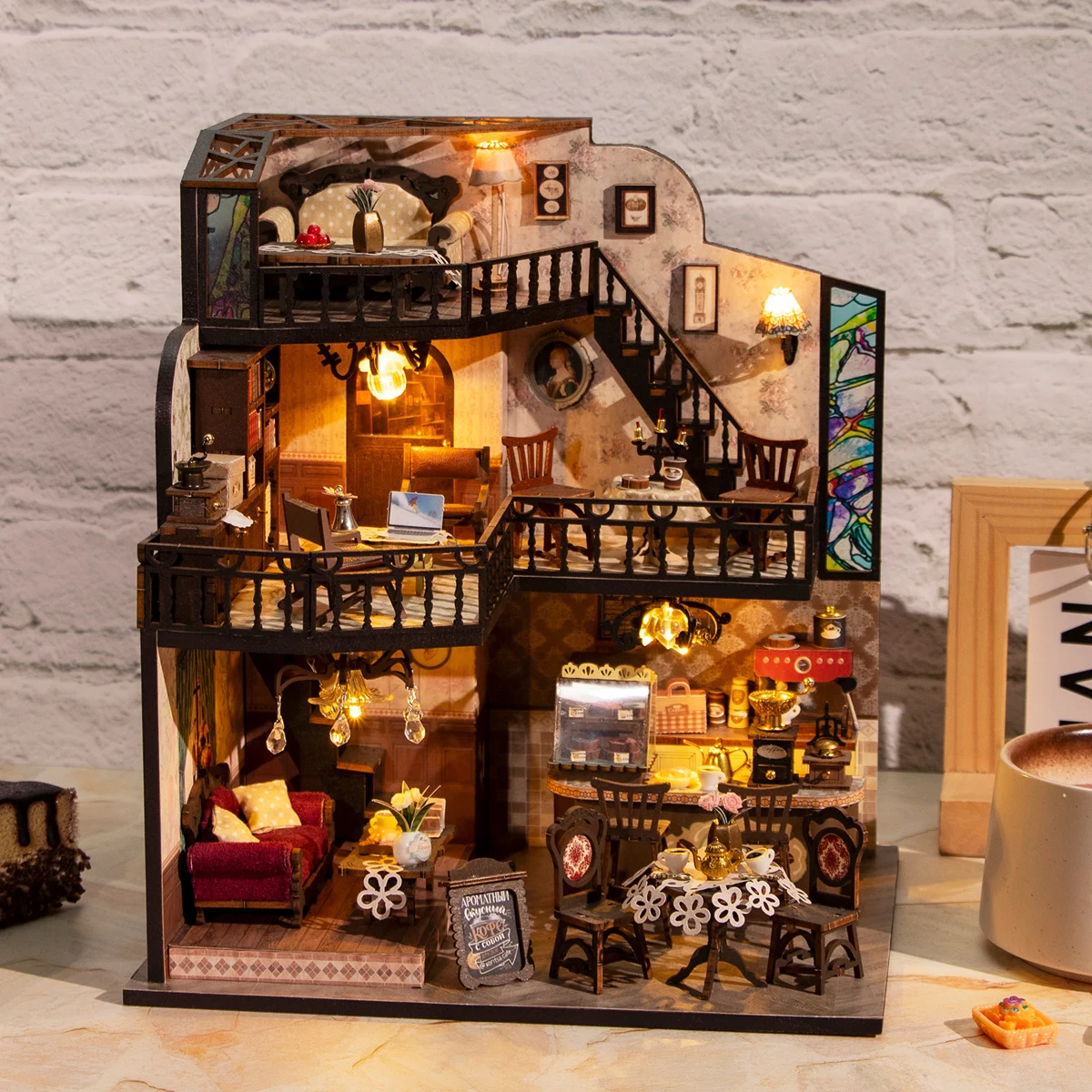 Coffee Villa Miniature Dollhouse Set 3D Puzzle Assembly Model Set