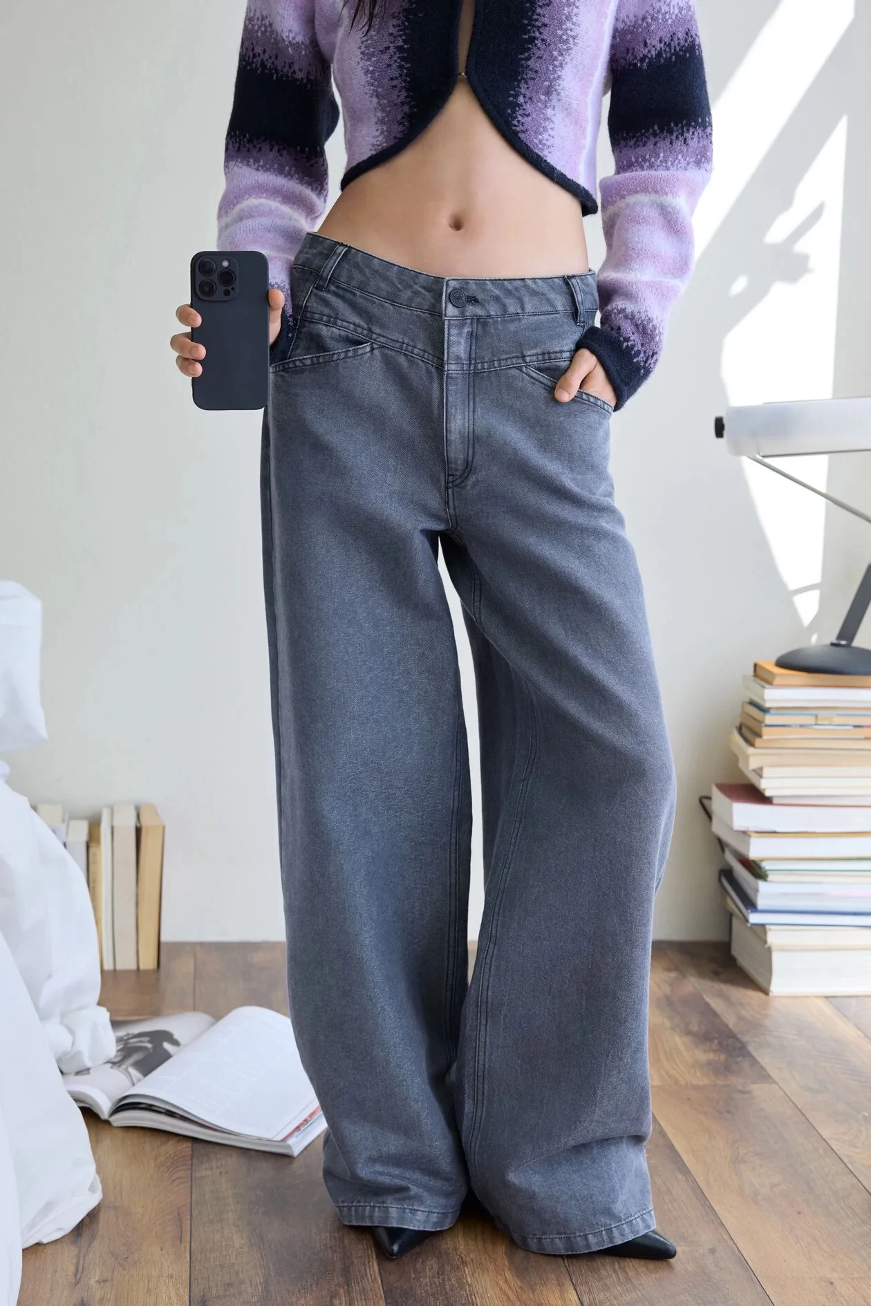 Jean décontracté élastique ancien délavé au sable unique, original européen et américain, avec design imprimé ample, nouveau style