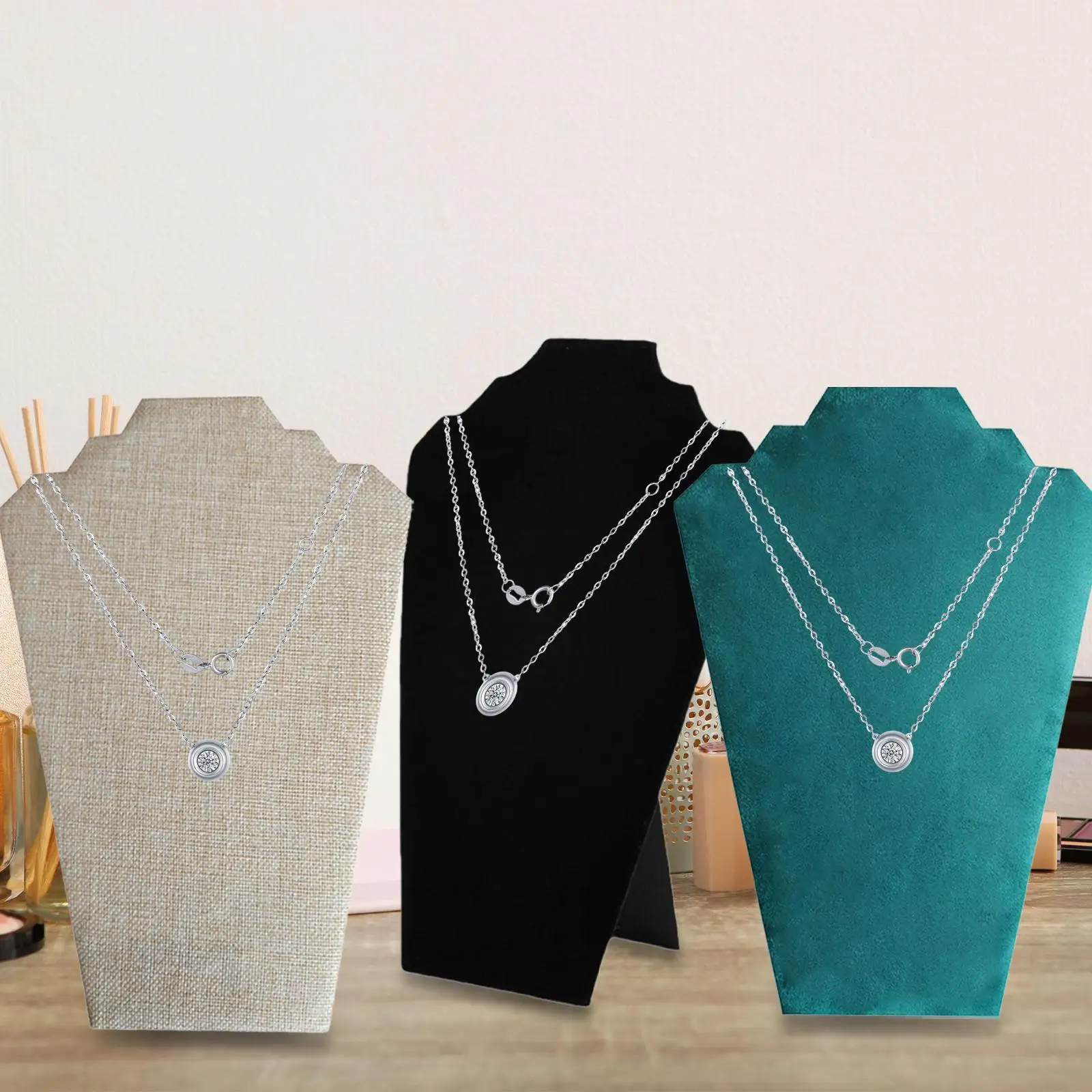 حامل عرض القلادة، حامل حامل القلادة للعروض التجارية في صالة العرض