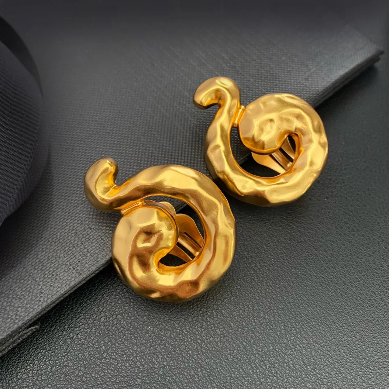 

New Jewelry & Accessories Sweet Romance Style Music Symbol Hollow Ear Clip Earrings For Women's Parties & Gifts