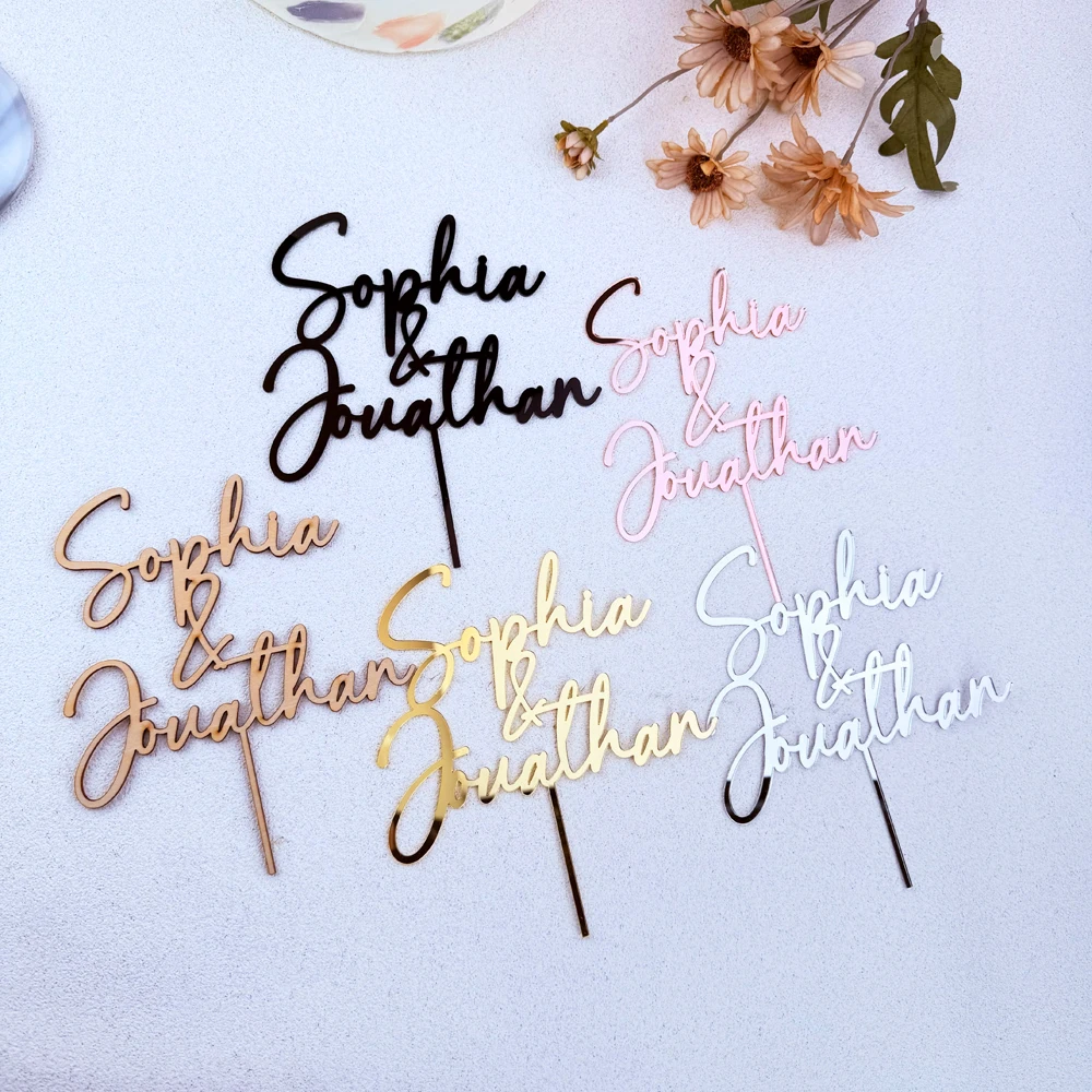 Personalisierter Acryl-Cake-Topper für Hochzeitstag Geschenkdekorationen Topper mit Namen von Braut & Bräutigam