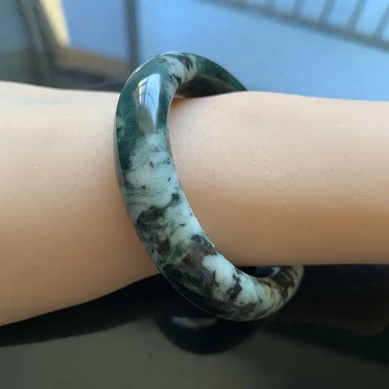 

Natural Jade Bracelet