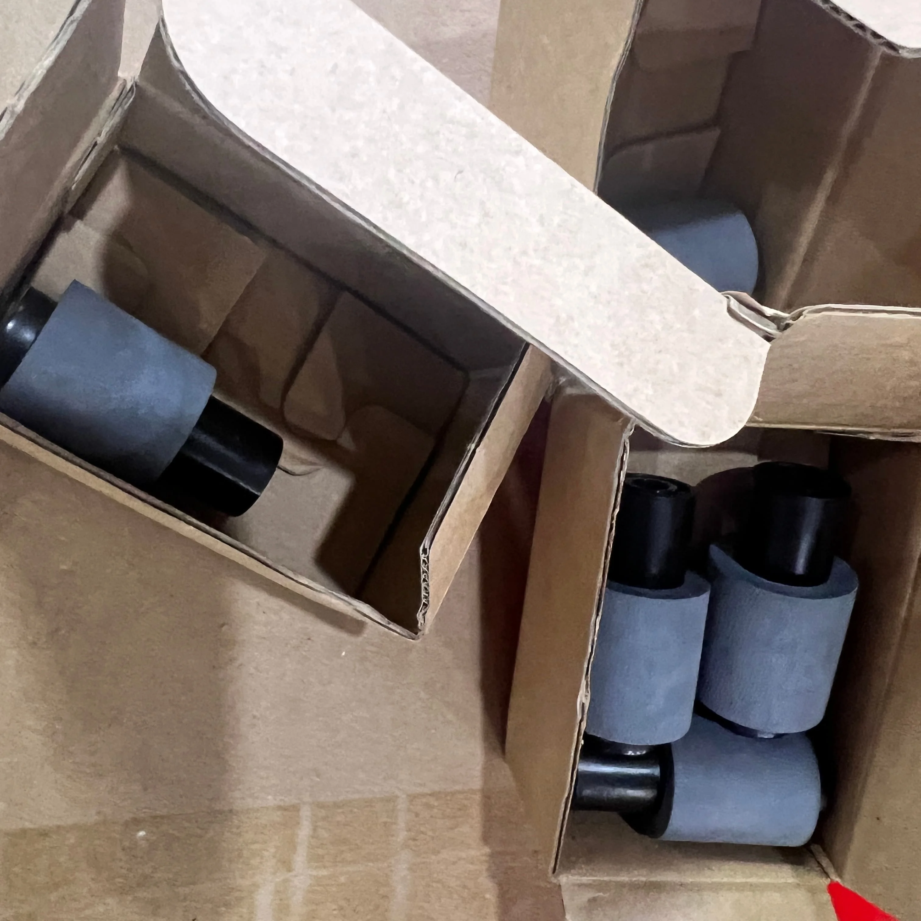

10 шт. A806-1321 B477-2226 B477-2225 Ролик захвата ADF для Ricoh Aficio 1055 1060 1075 1085 2051 2060 2075 2090 2105 3260C 550 650