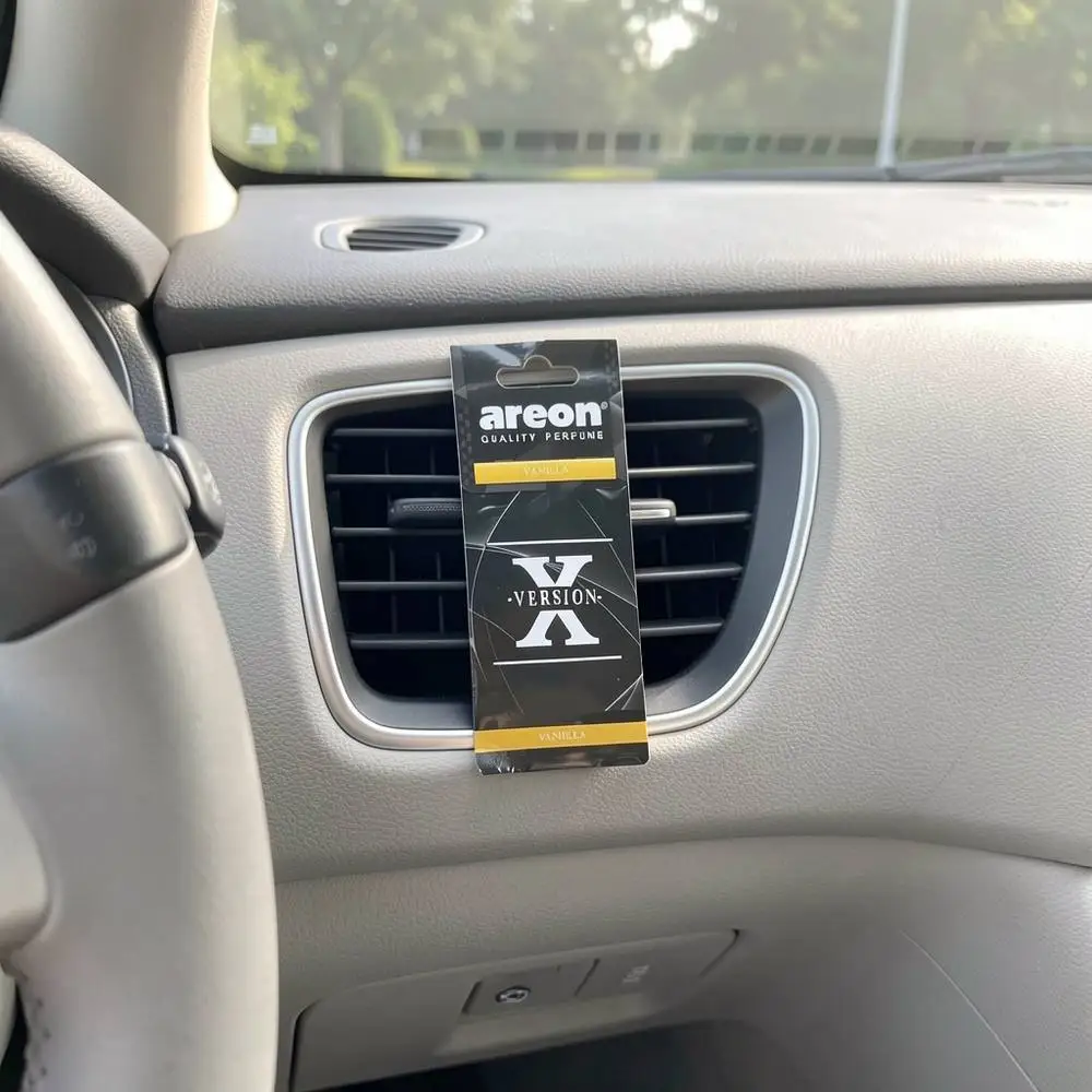 Long Lasting Car Air Freshener Aroma Diffuser with Unique Deodorizing System for Car Home Office Use