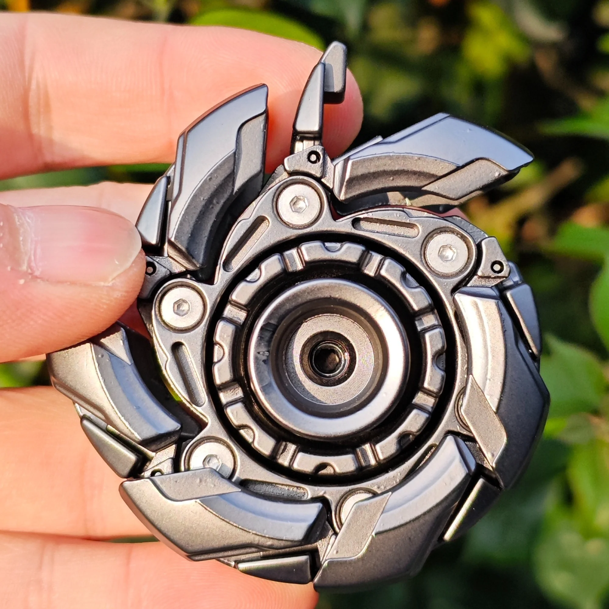 EDC Fidget Sliders Fidget Toys alivio del estrés para adultos Metal magnético Fidgety Mood Buster armadura abierta Spinning TopFidget Toys