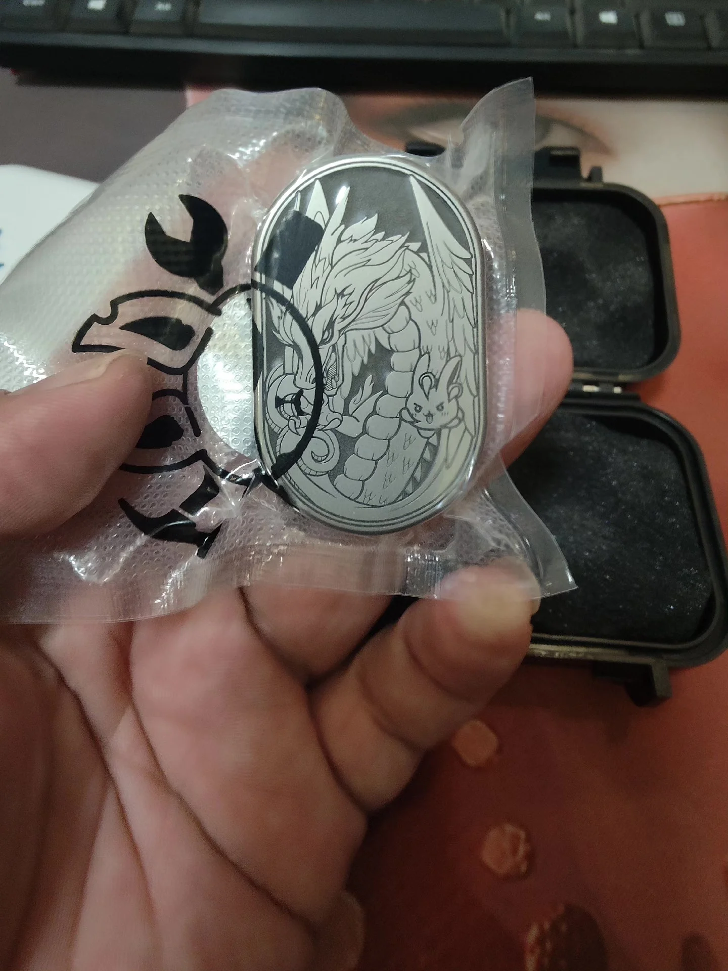 Used EDC [New] New Genuine MOT EDC Silver Titanium Alloy Engraving Year of The Dragon Limited Rhythm