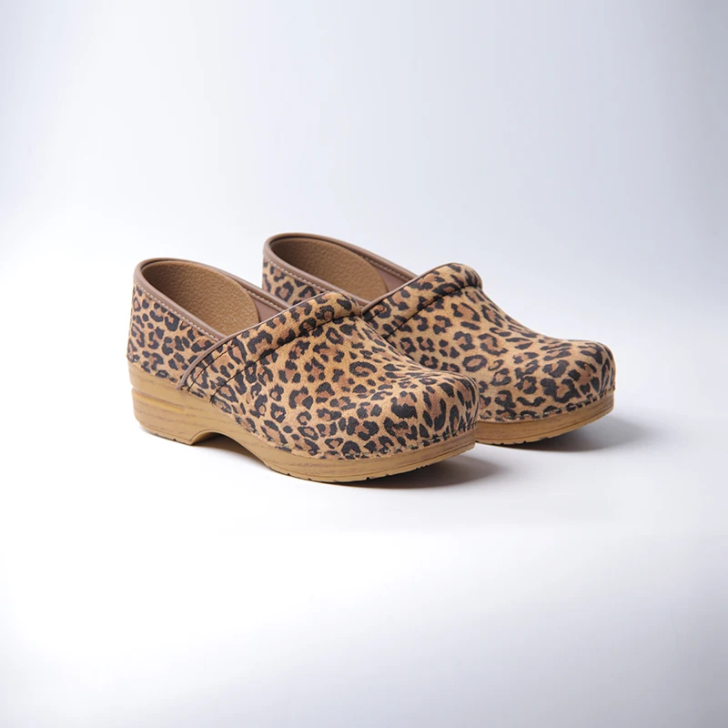 Clogs for Women Leopard – Slip Lightweight Resistant Footwear for Comfort Support Ideal for Long Standing Professionals dansko