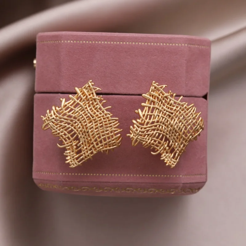 Korean new design fashion jewelry 14K sub-gold plated hollow metal geometric earrings elegant women's daily work accessories
