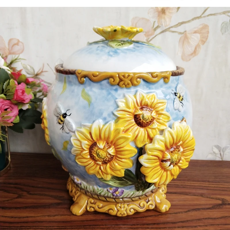 

European-style hand-painted ceramic sunflower sealed jar New house TV cabinet wine decorative tea food storage