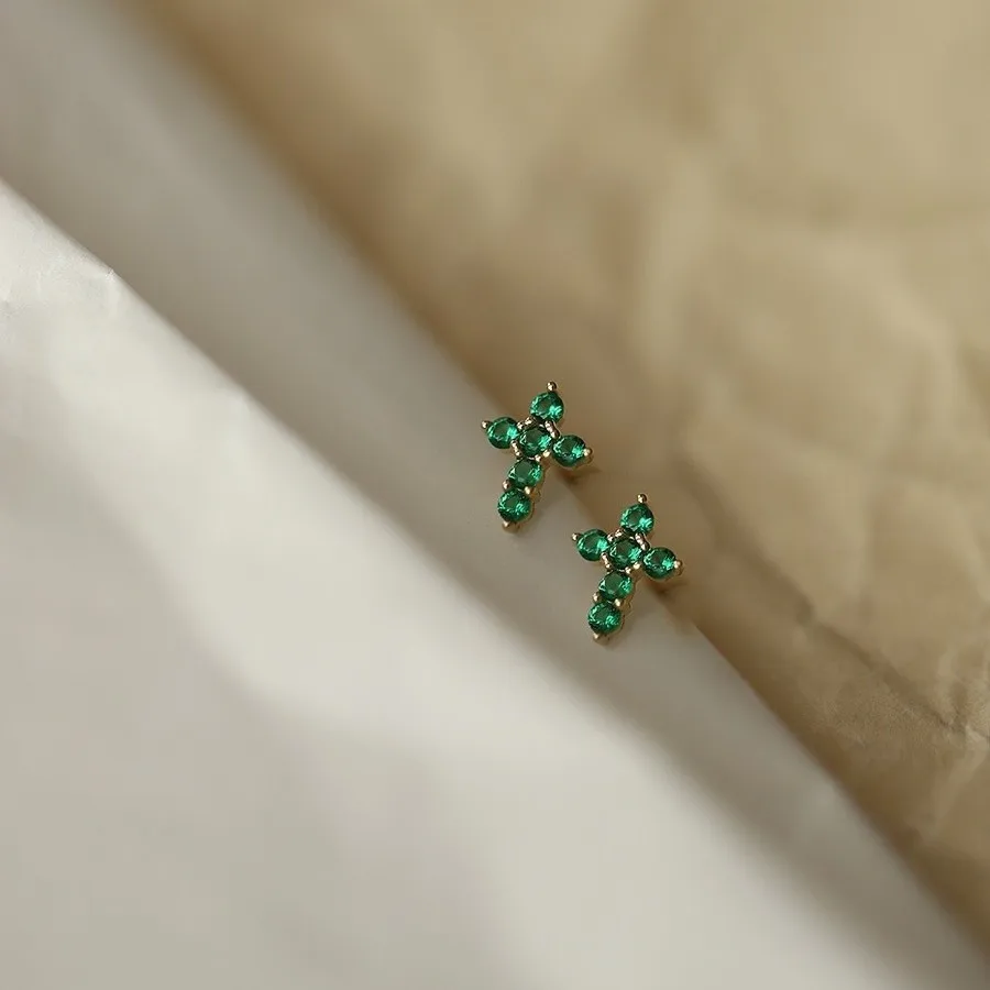 

CCFJOYAS 1 pair 925 Sterling Silver Emerald Green Zircon Cross Stud Earrings Small Exquisite Ear Bone Nails Body Piecing Jewelry