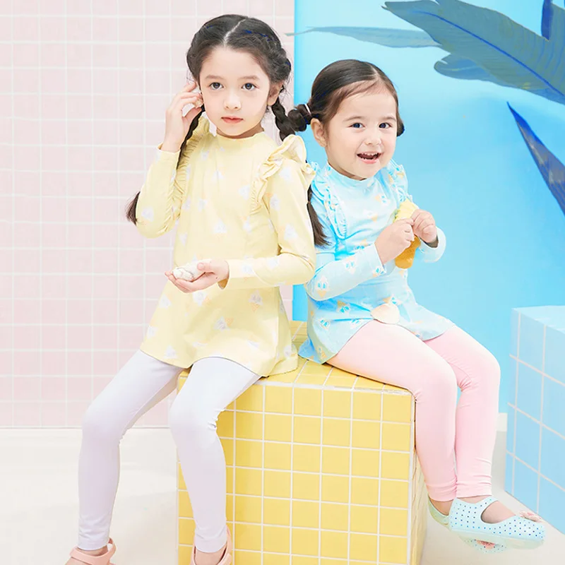2025 New Girls' Swimsuit, Girls' One-piece Apple Long Sleeved Baby Sunscreen Quick Drying Swimsuit for Children Aged 3-12