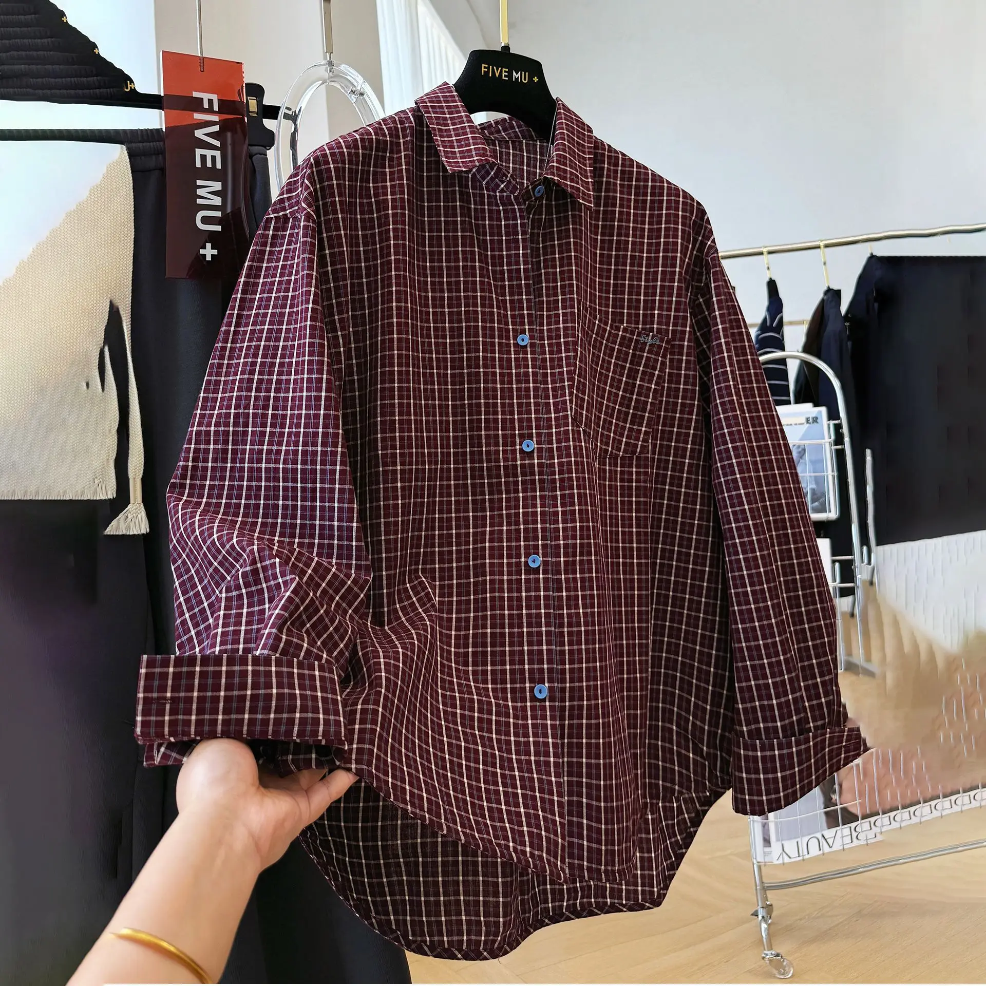 

Spring and Summer New Women's Shirt Jacket Loose Casual Plaid Long Sleeved Shirt