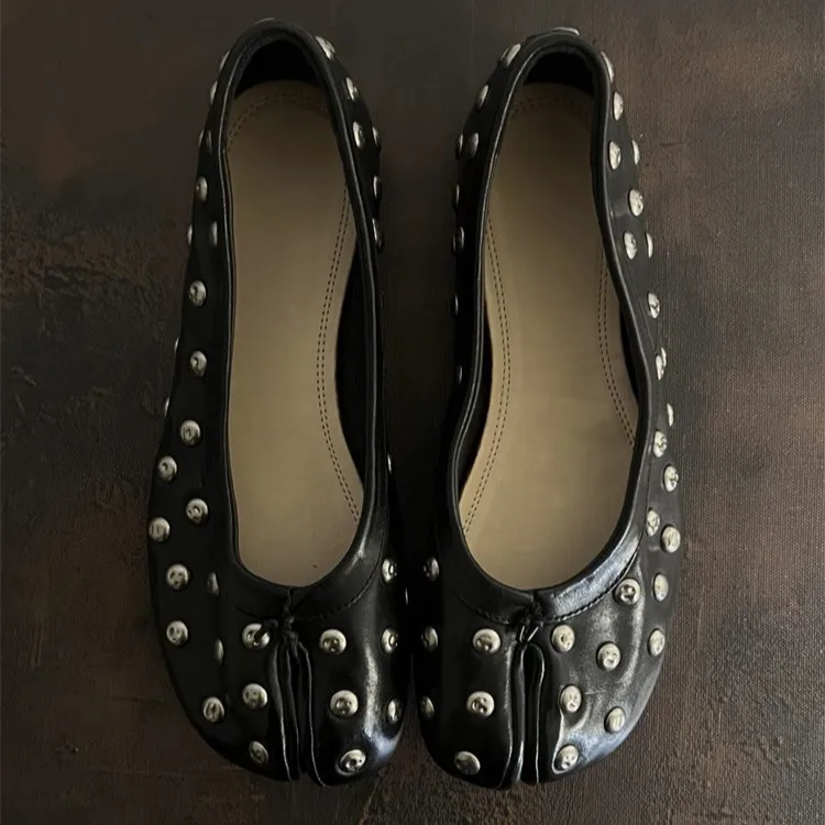 Women Sheepskin 226 Years Old New Sub-toed Horseskin Pig's Trotters Full of Fashion Nails Single Silver Ballet Shoes