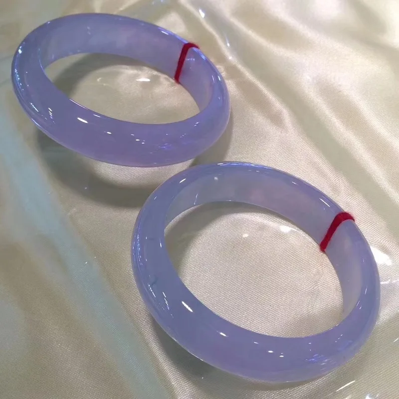 Jadeite bracelet, ice-like texture, violet jade, natural grade A, from the old mine of Myanmar, spring-colored purple, imperial