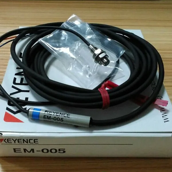 

Один датчик приближения Em-005, новый в коробке, быстрая доставка, новый оригинальный точечный Plc