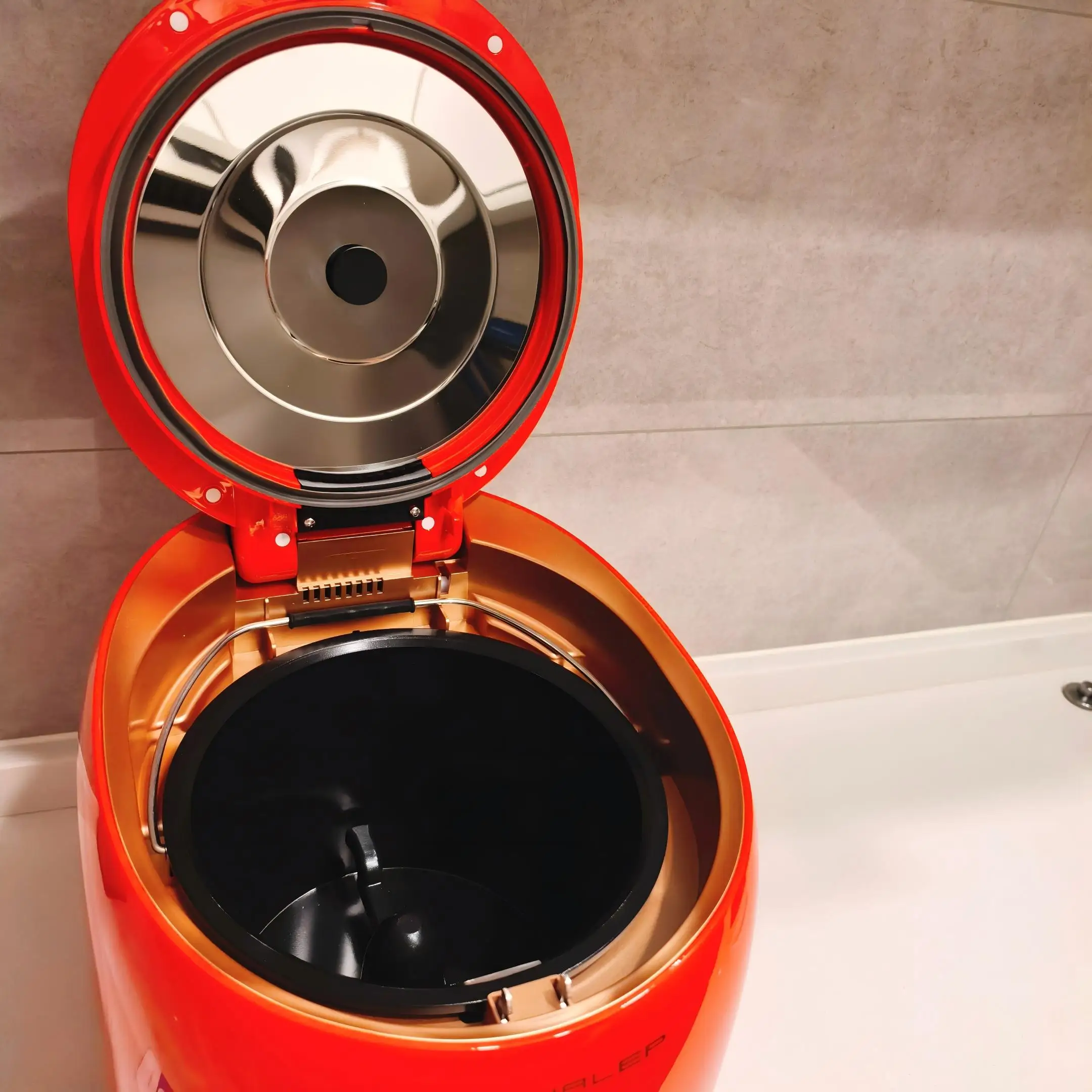 Low Noise Energy Saving Kitchen Composter Compact Sealed Design Safe Fermentation Household Garbage Recycling Compost Device