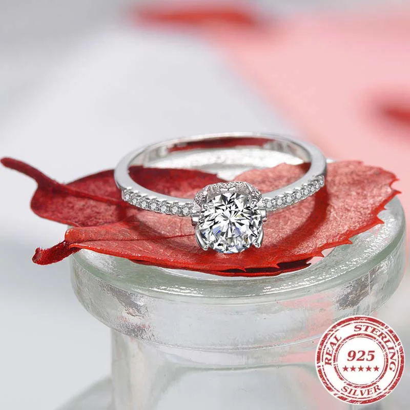 Women's Luxury 925 Sterling Silver Classic Ring with Imitation Diamond