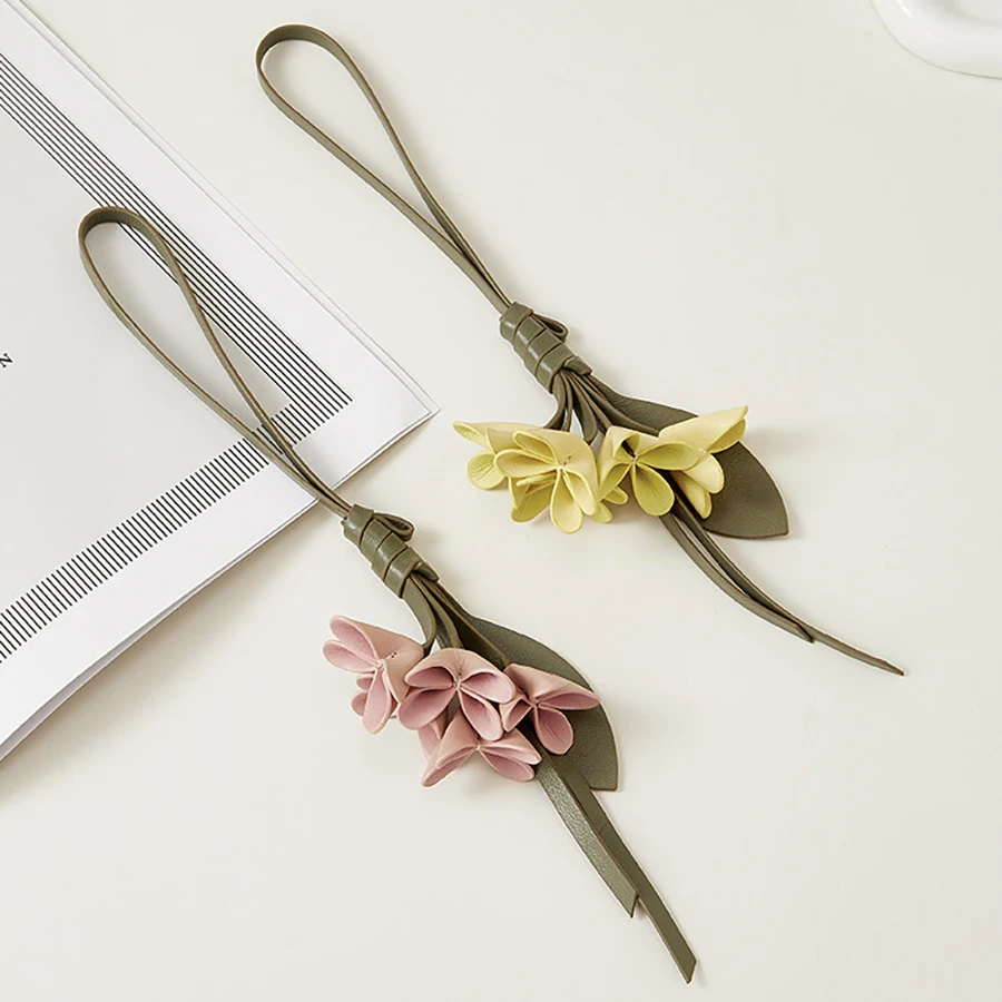 Fashion-forward PU Leather Bag Charm Simulated Osmanthus Keychain Decorative Bag Pendant Backpack Floral Accessory Perfect Gift