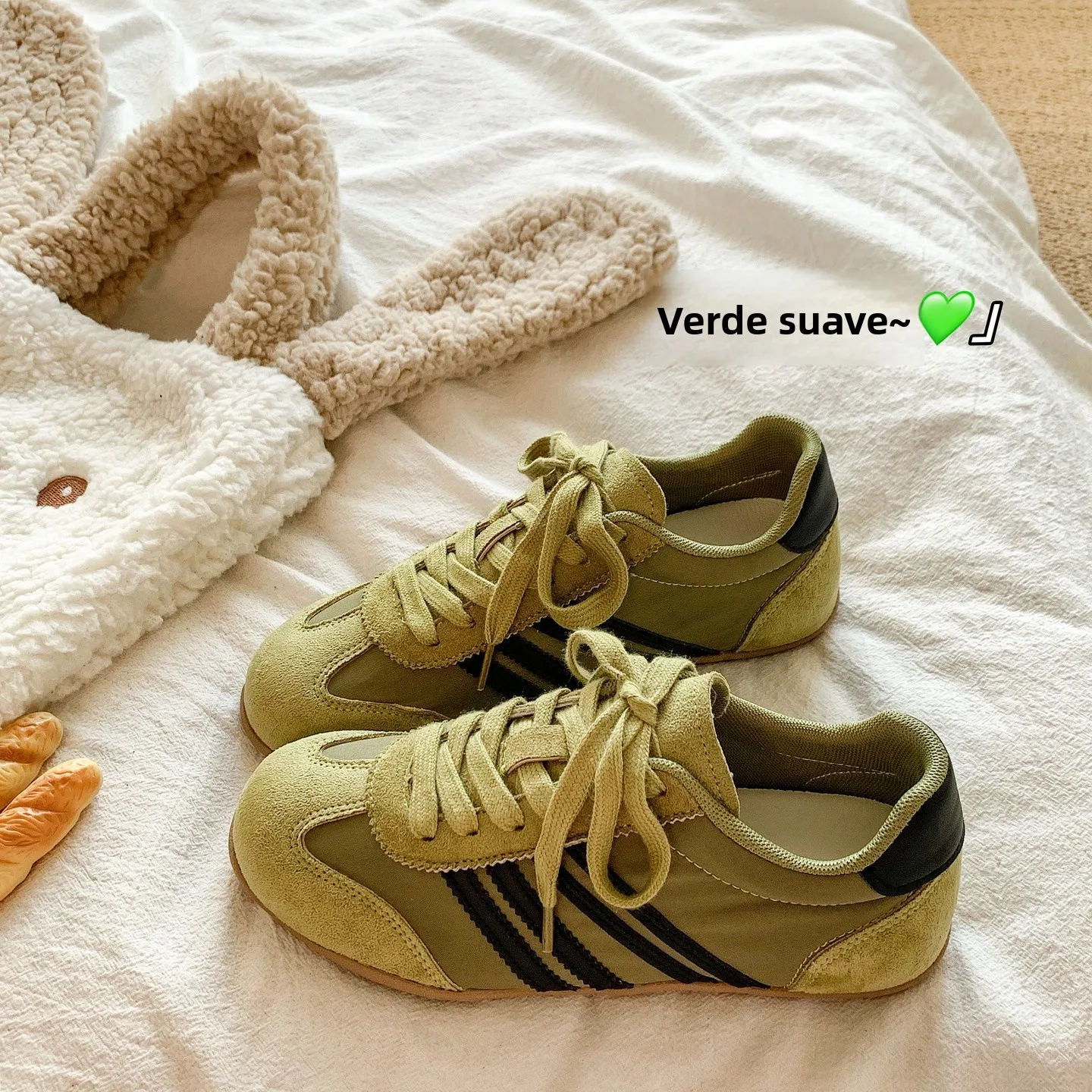retro-flat-bottom-de-xin-shoes-women's-spring-summer-new-green-soft-bottom-sports-casual-ballet-style-agan-shoes