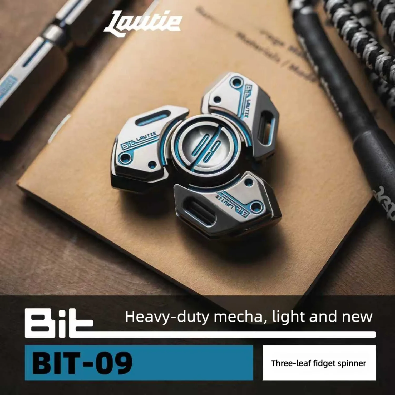 (予約注文) Lautie BIT09 三枚刃磁気オープンシェルチタン合金フィジェットスピナー、高金属デスクトップストレス解消おもちゃ