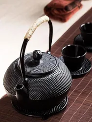 300/900ml Cast Iron Teapot Japanese Tea Kettle for Boiling Water Kitchen Teaware Set Chinese Teapots Tea Ceremony Accessories