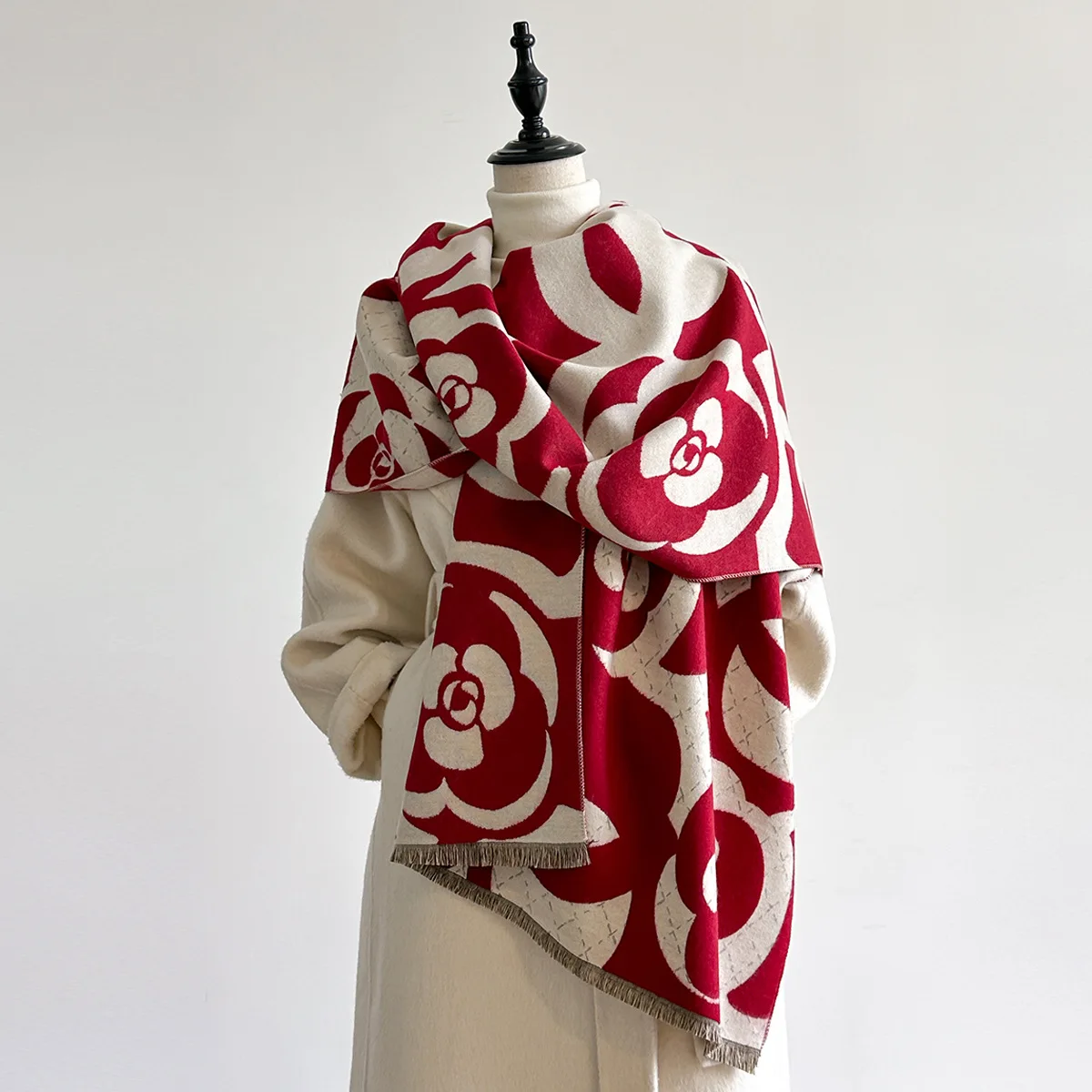 

Роскошный шарф из искусственного кашемира с узором камелии, универсальное одеяло из пашмины, ветрозащитное теплое женское зимнее женское шаль, зимний сезон