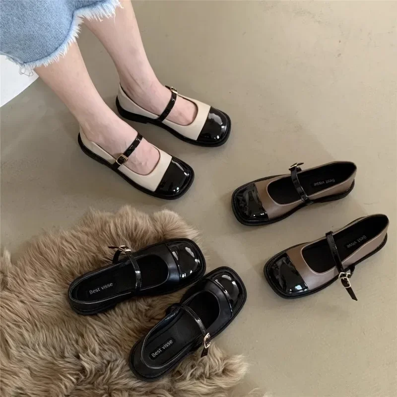 2024 Women Flat Shoes Square Toe Retro Mary Janes Loafers Female Belt Buckle Casual Autumn Fashion Lady  Chaussure Femme