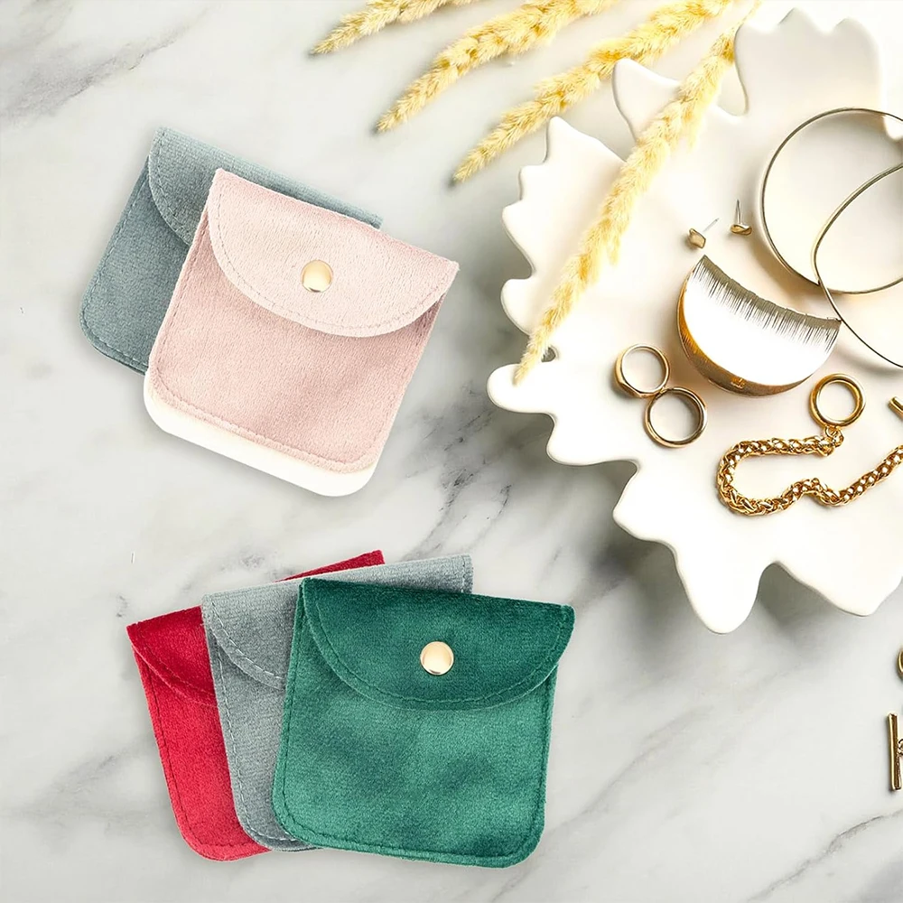 Мягкий бархатный подарочный мешок с логотипом, 100 шт., подарочная сумка для ювелирных изделий, кнопка, упаковка, пылезащитное ожерелье, серьги, браслет, кольцо для хранения, защитный чехол