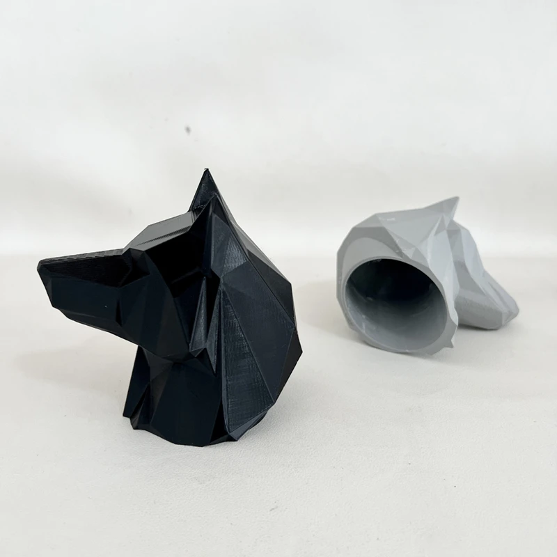 Wolf Shape Trailer Hitch Cover Christmas Hat Gas Mask 3d Printed Trailer Hitch Ball Cover Prevent Receiver Tube From Rusting view 3