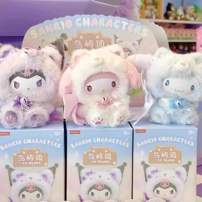 Sanrio Island Fox Serie Blind Box, Kuromi Hello Kitty Emaille-Plüschfigur, Trendiges Sammlerstück Geschenk für Fans