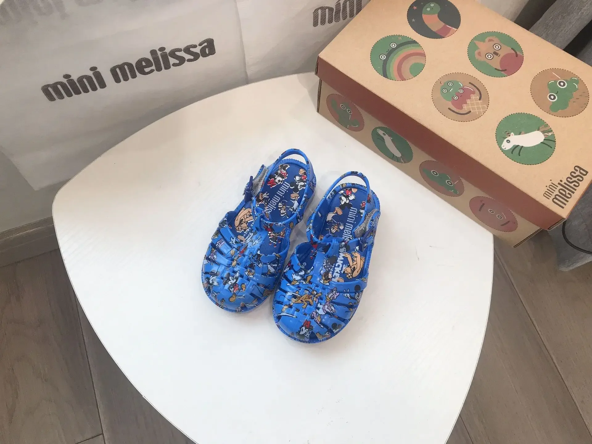 Disney's New Children's Baotou Hollow Mickey And Minnie Daily Sandals, Fashionable Soft-soled Cartoon Printed Beach Casual Shoes