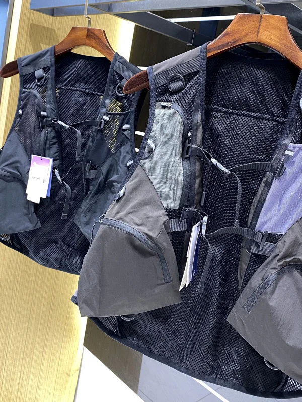 Outdoor Multi-Pocket Workwear Vest Men's Women's Breathable Mesh Color Block Spring Summer Casual Style Fashion Trend