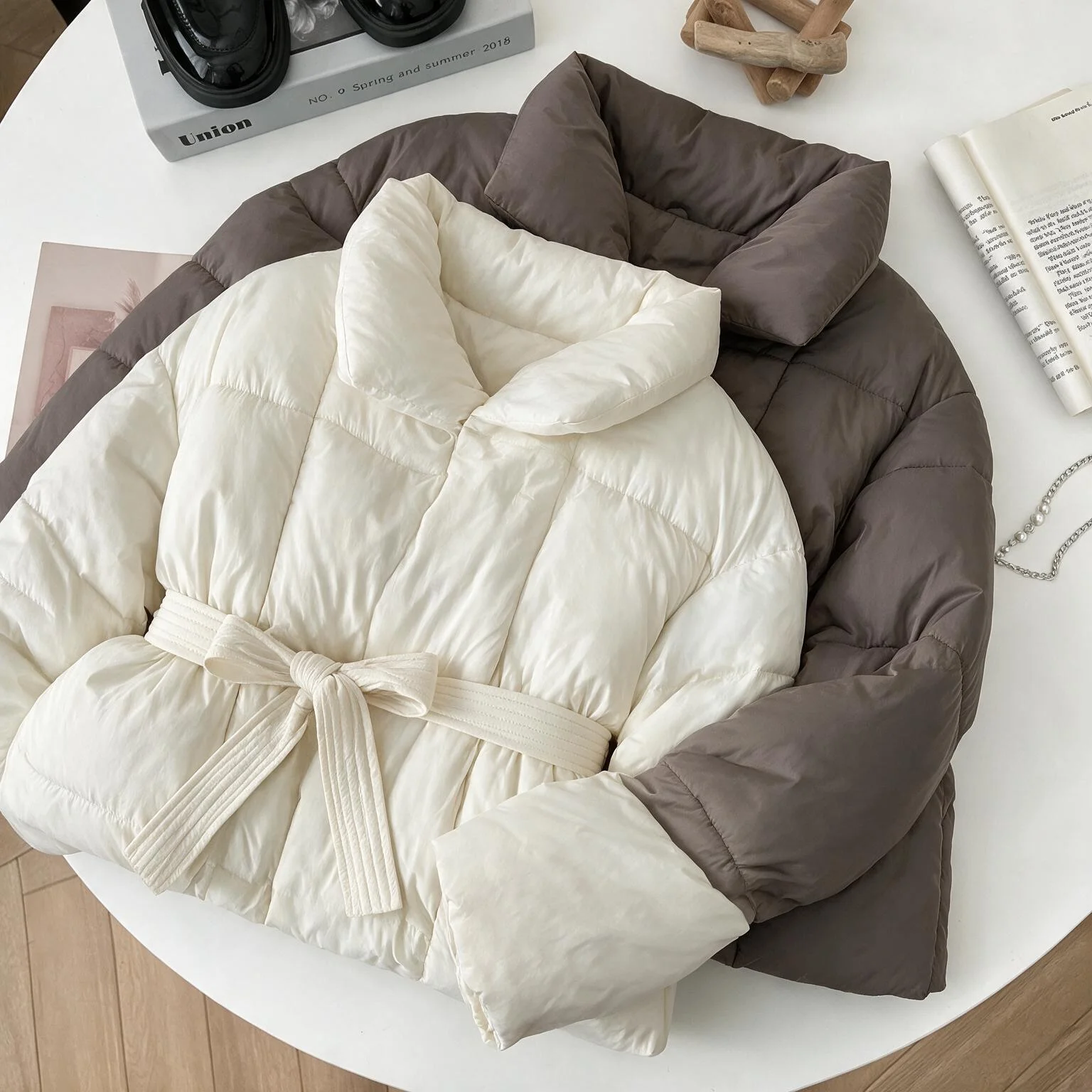 Women Solid Short Cropped Cargo Cotton‑padded Parkas Hooded Faux Fur Collar Pocket Winter Casual Commute Outerwear Jacket Coats