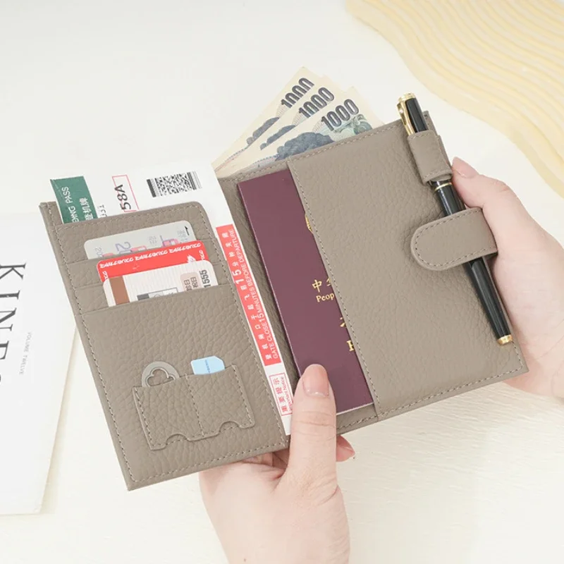 

Женские сумки для паспорта из натуральной кожи, новинка 2024, Модный женский дорожный кошелек с зажимом для билетов, Сумка для документов, чехол для паспорта с отделением для ручки