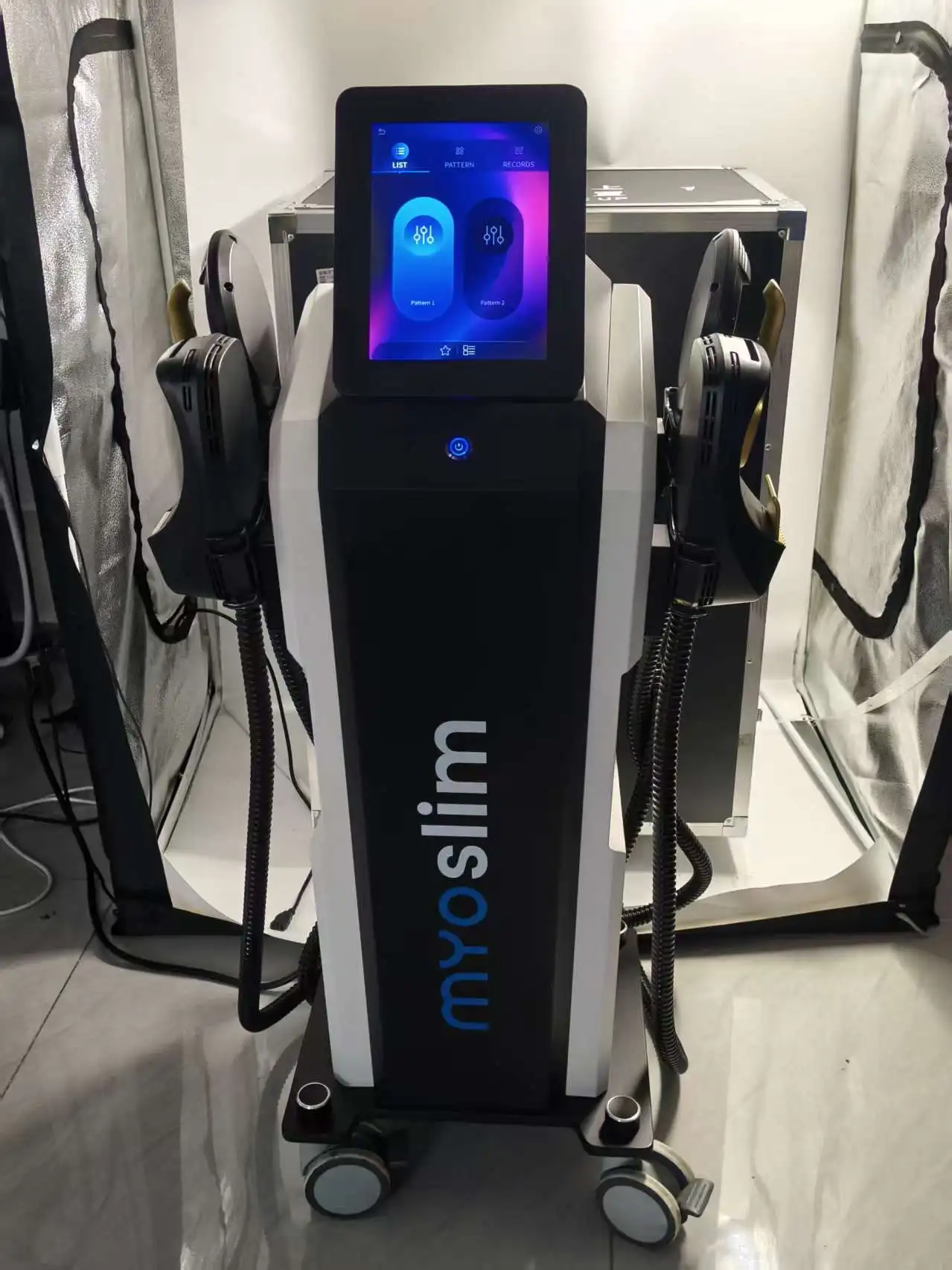 

MYOslm Pro Ultra Therapy HiEMT 6500 Вт Высокомощный профессиональный аппарат для стимуляции мышц для похудения и похудения