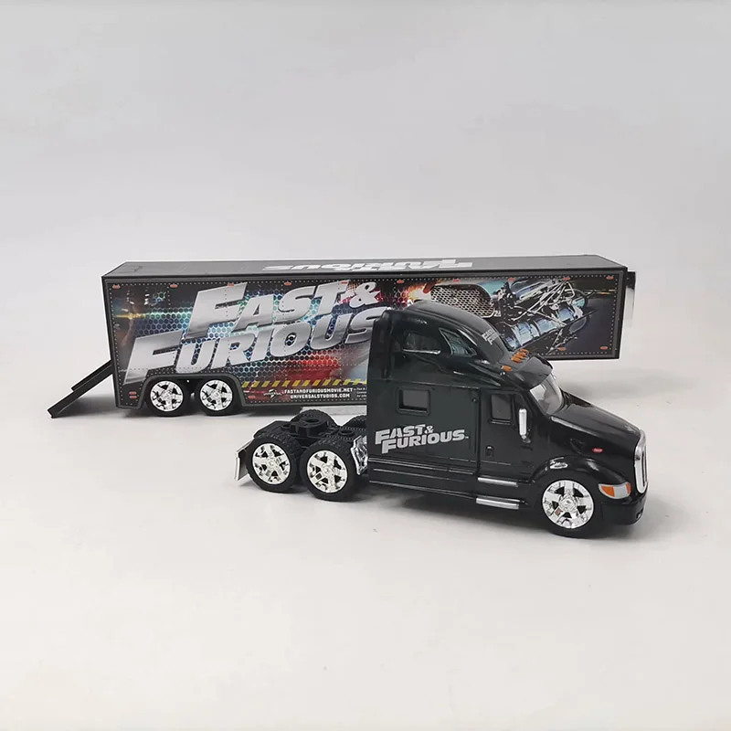 Camion KTM Red Bull: The Ultimate 1:64 Diecast Truck Model for Collectors and Racing Enthusiasts