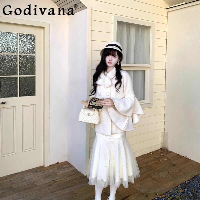

Winter Warm Cute Rabbit Ear Knot Cape Coat Female Original New Milk White Ponchos Women's Autumn Japanese Gentle Lolita Capes