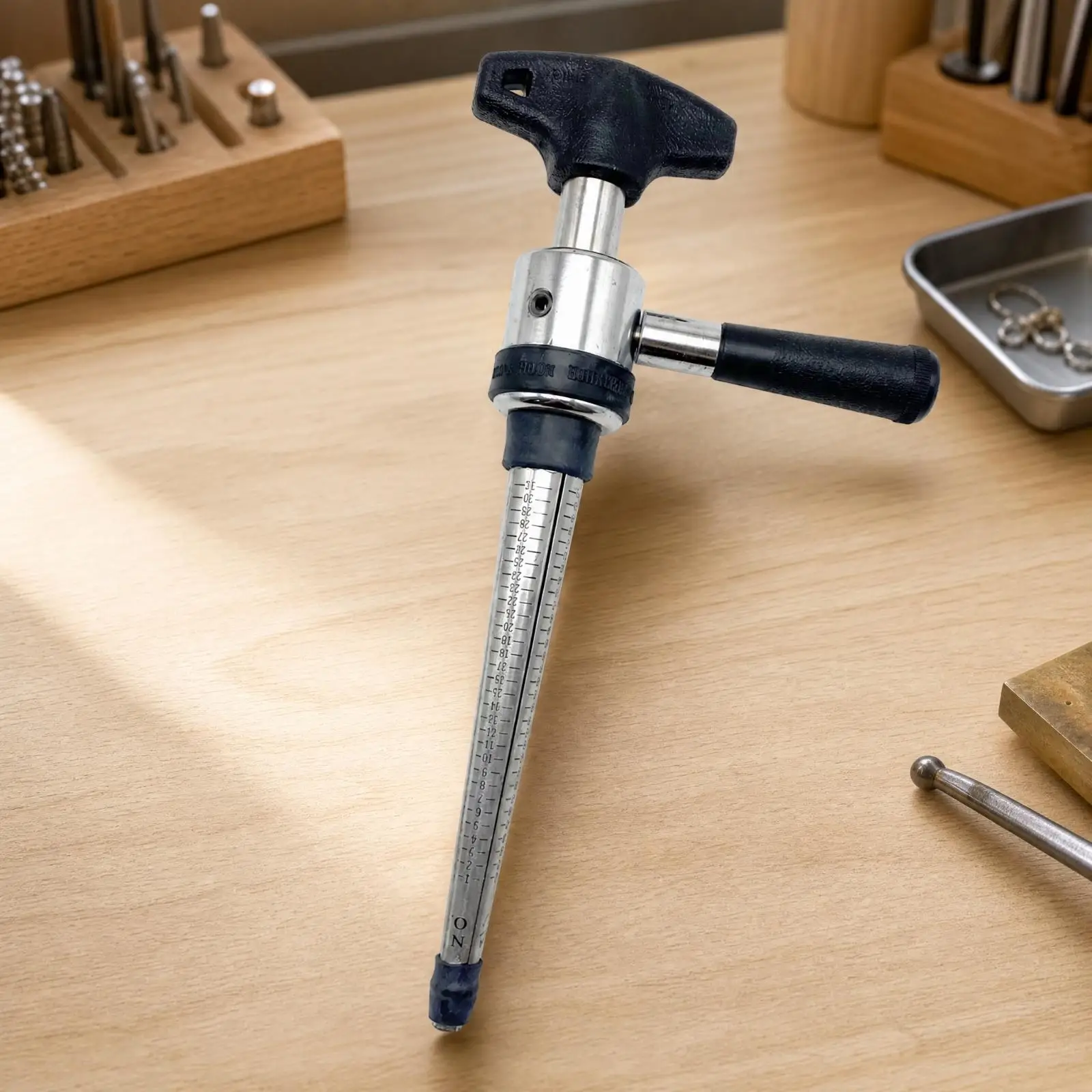 Hand-Operated Band Enlarger Textured Grip Band Shaping Tool Sturdy Sturdy for Jewelry Repair Professionals, Workshop