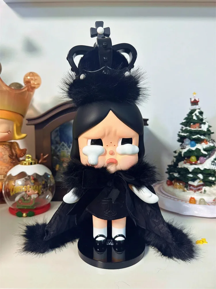 ของแท้ Crybaby Limited Edition Mega Crybaby 400% Queen Of Broken Heart ตัวเลข Kawaii ตกแต่งรวบรวมของเล่นของขวัญ