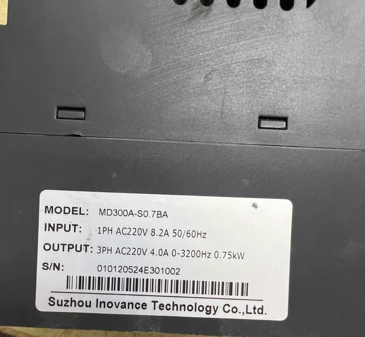 Used MD300A-S0.7BA 0.7 kw converter