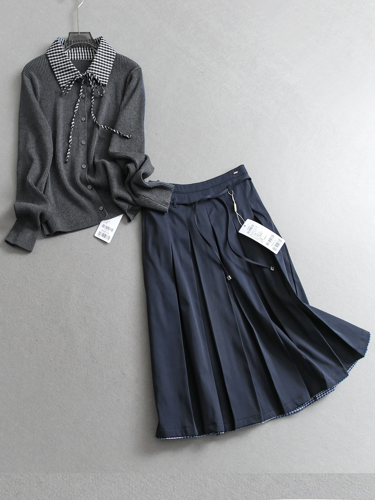 

Preppy Plaid Collar Knitted Sweater Set with Skirt High Waist A-Line Skirt Women's Fashion Ensemble Warm Long Sleeve Button up